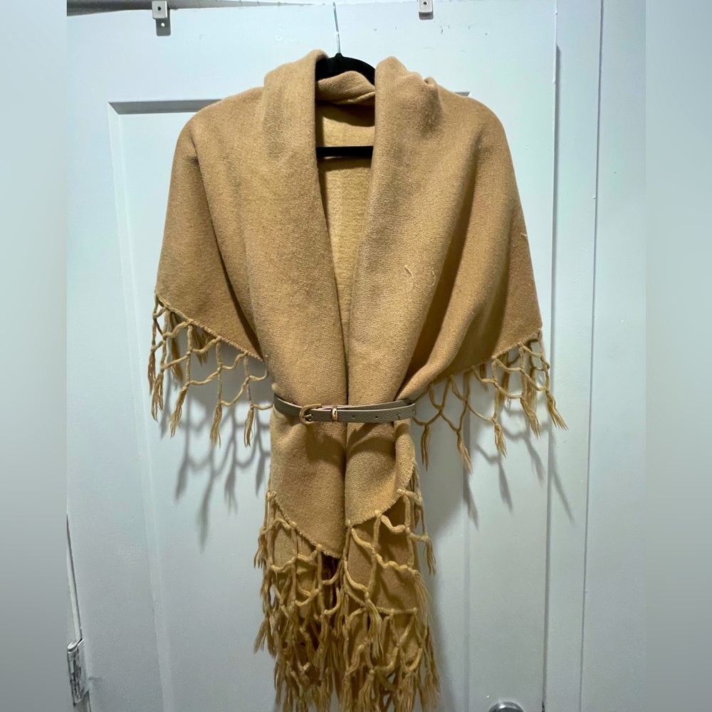 Womens Camel Knit Cape Vest w fringe